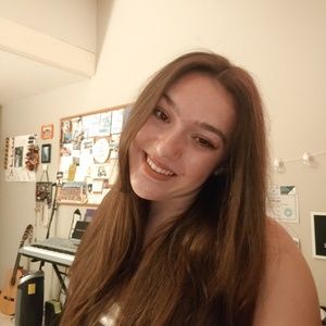 Meet your Posher, Ella